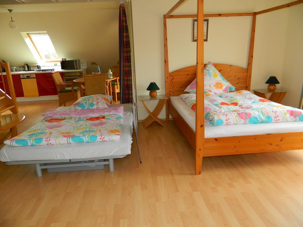 Messeapartment, Messezimmer Sehnde Ruang foto